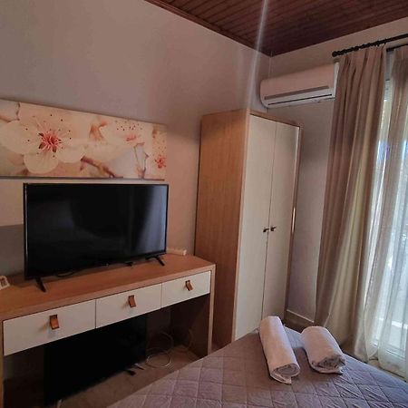 Teta'S Holiday Home Melikia Экстерьер фото