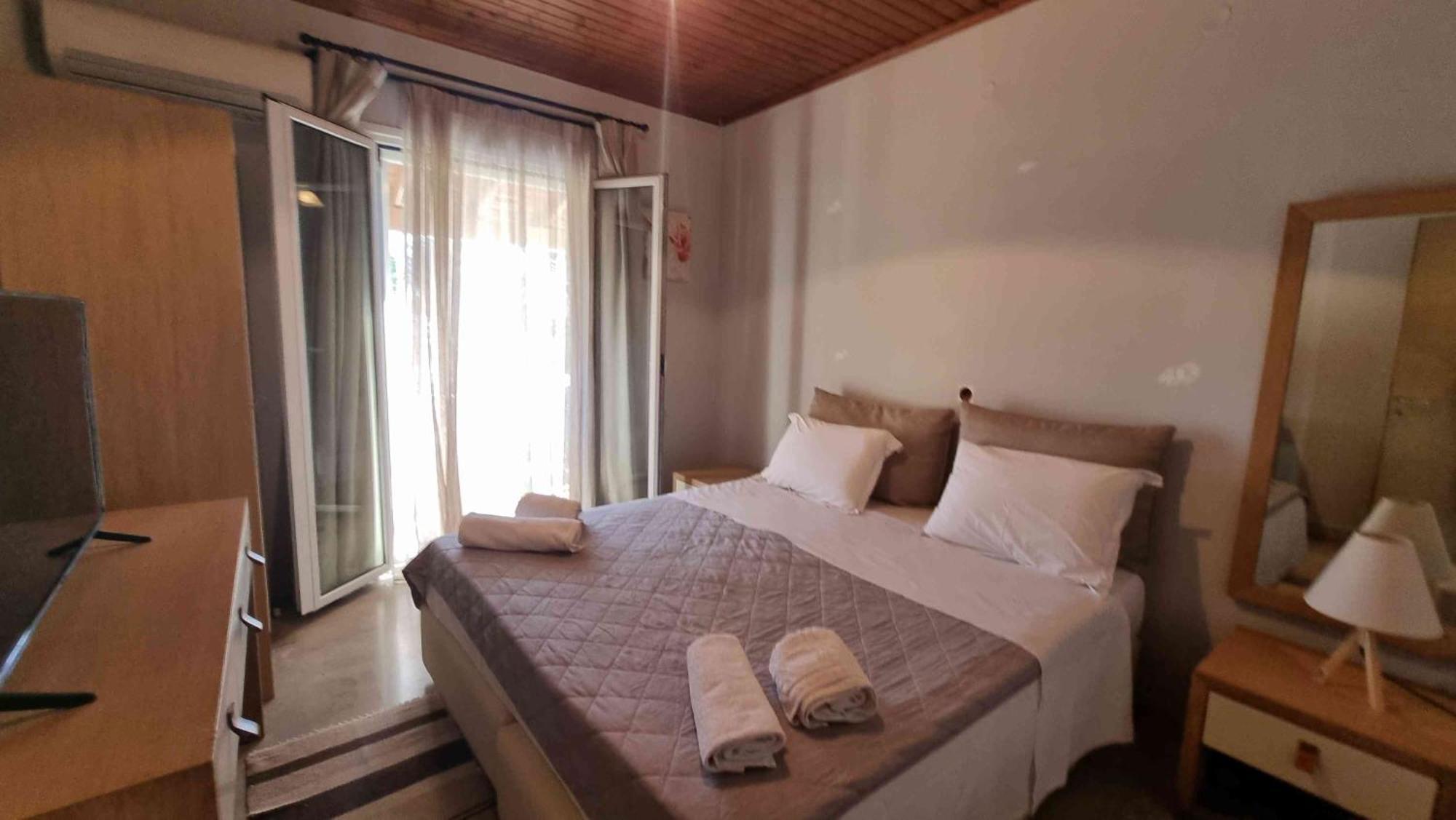 Teta'S Holiday Home Melikia Экстерьер фото
